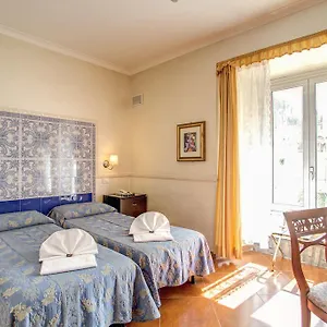  Hotel Picasso